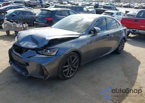 2018 Lexus Is 300 z USA, uszkodzony, nr VIN JTHBA1D25J5062732
